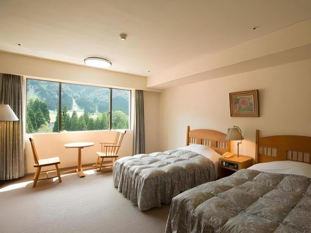 Tateyama Kokusai Hotel Toyama Exterior photo